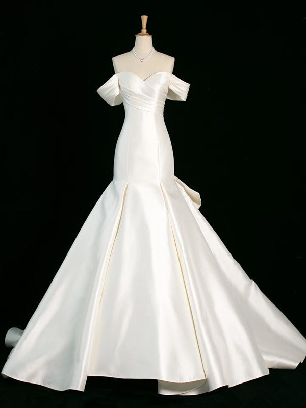 Chic Mermaid Strapless Sleeveless White Satin Wedding Dresses With Ruffles