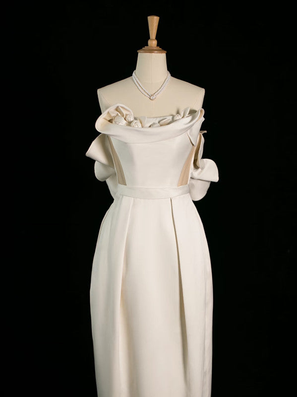 Chic Sheath Strapless Sleeveless Ivory Satin Wedding Dresses With Flowers