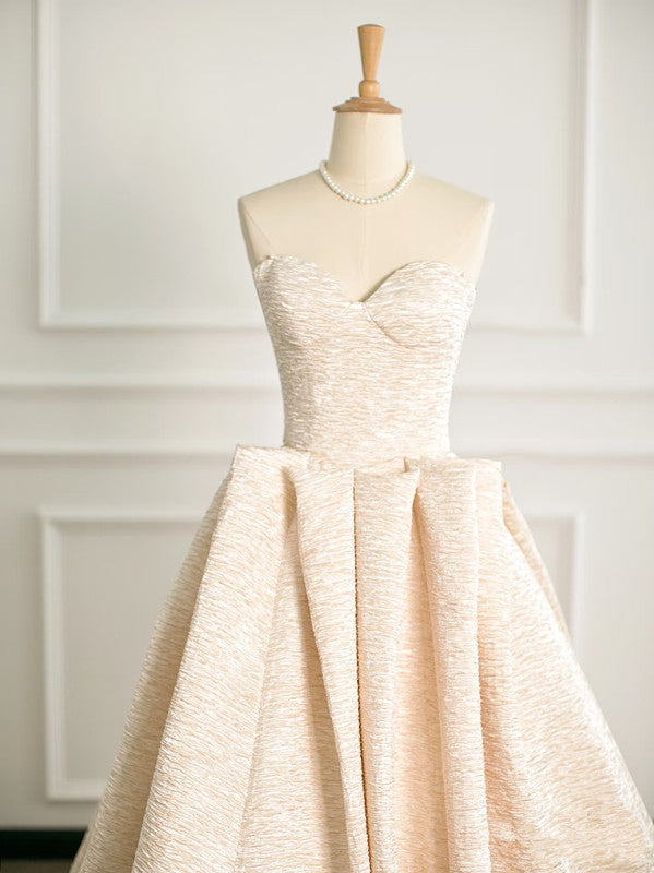 Pretty Ball Gown Sweetheart Satin Long Prom Dresses Party Gown Evening Dress