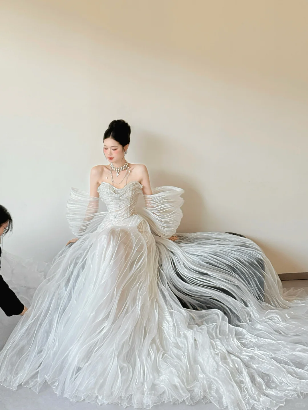 Unique A Line Off The Shoulder White Tulle Beaded Ruffles Long Wedding Dresses