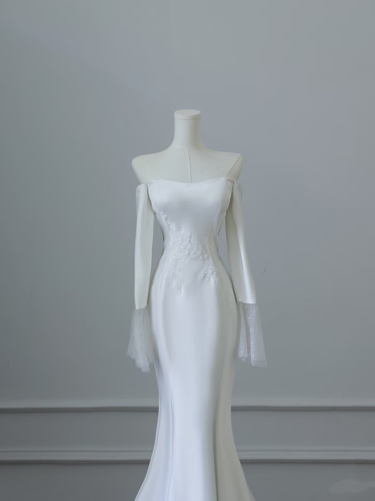 Unique Mermaid Off The Shoulder Long Sleeves Wedding Dresses White Brides Dress
