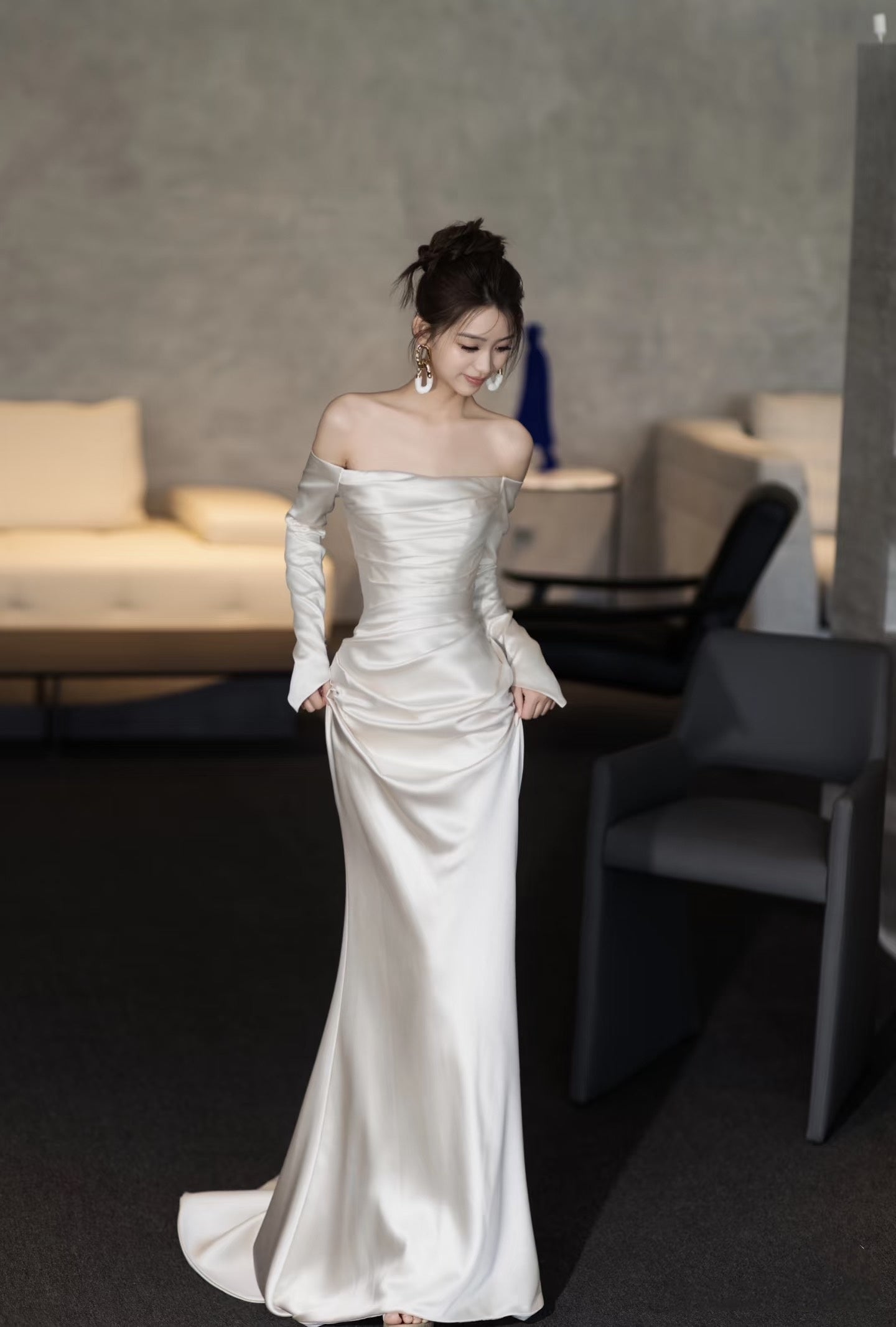 Unique Mermaid Off The Shoulder Long Sleeves Wedding Dresses Ivory Brides Dress