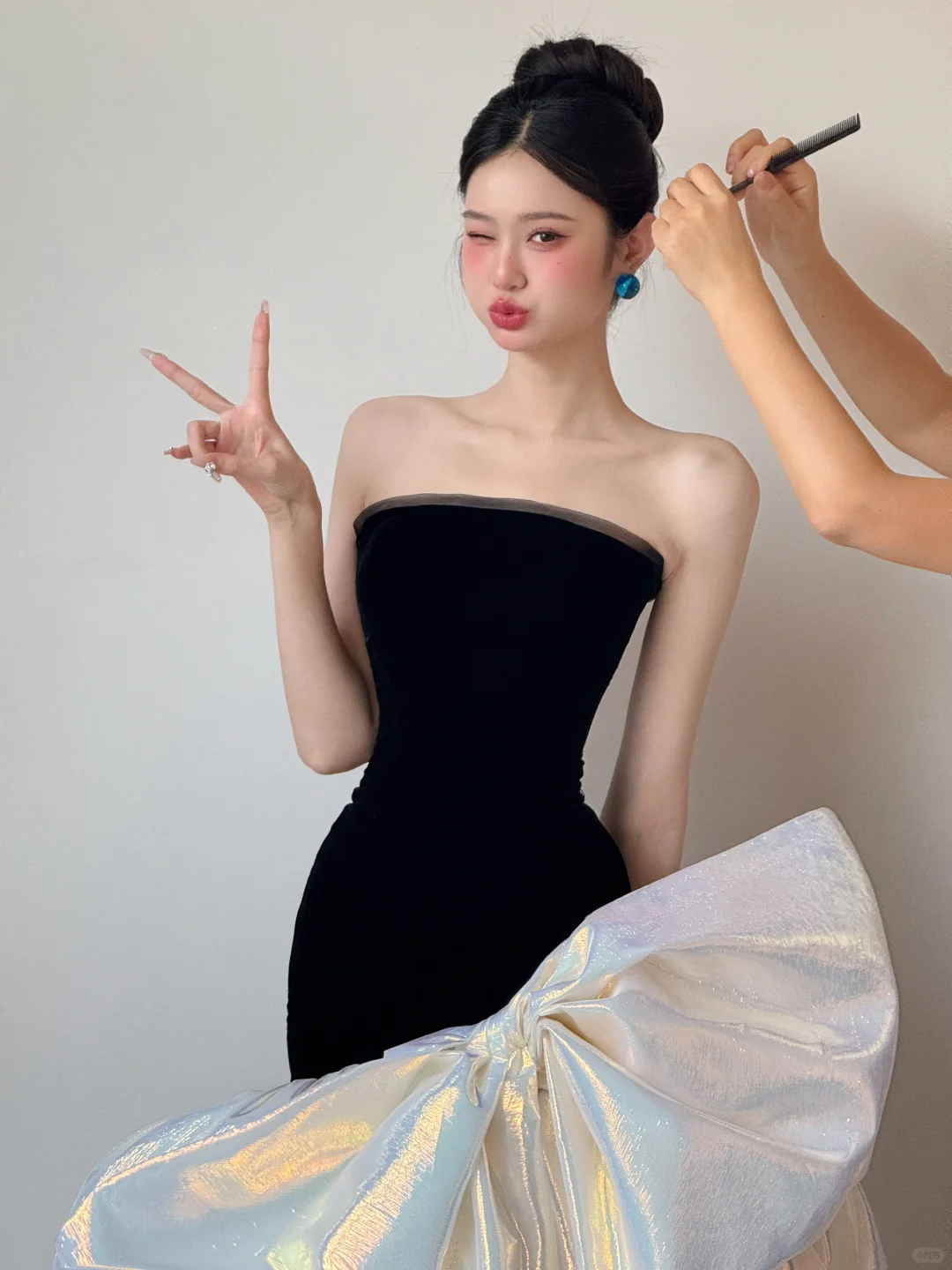 Gorgeous Mermaid Strapless Satin Long Prom Dresses
