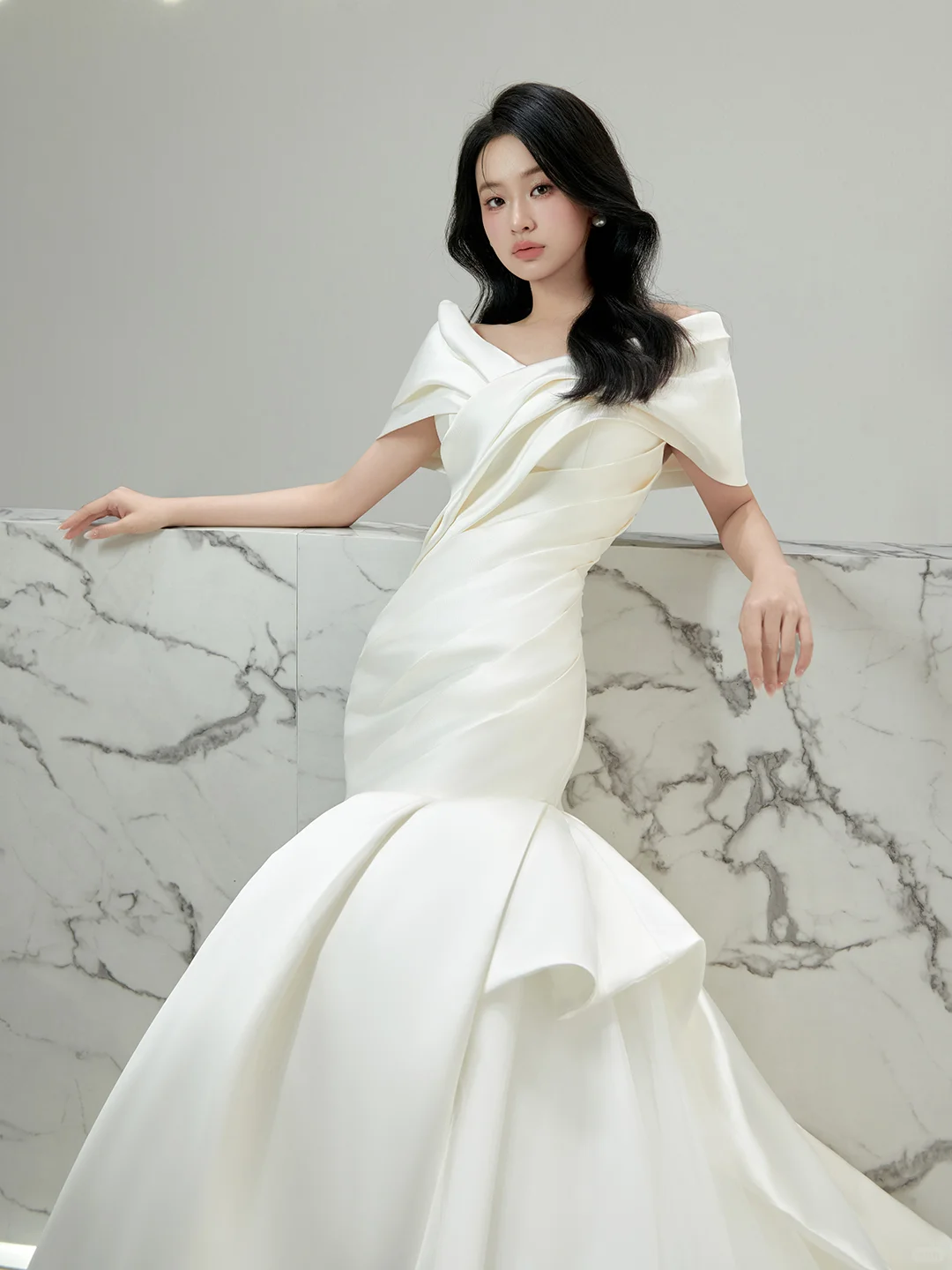 Vintage Mermaid Off The Shoulder Satin Pleated Long Wedding Dresses