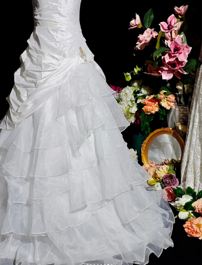 Pretty Strapless White Satin Tulle Beaded Ruffle Layered Mermaid Evening Dress Long Birthday Prom Dress