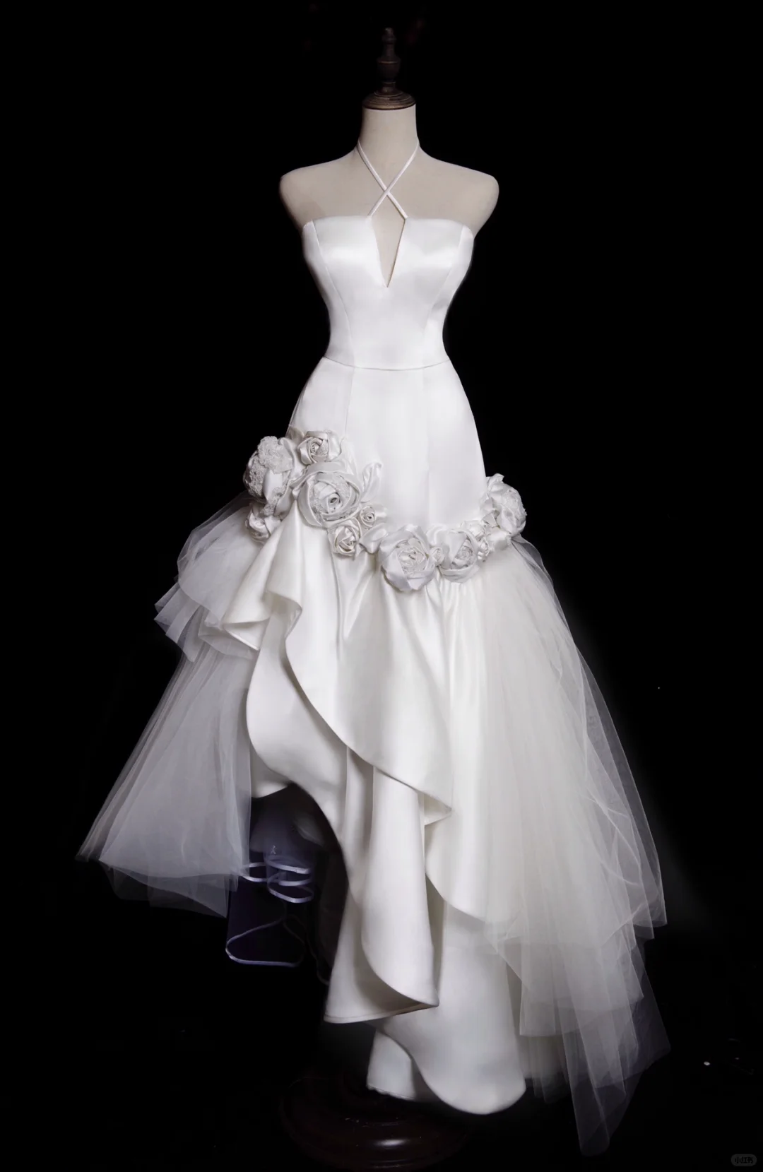 Unique Mermaid Halter Satin Tulle Flower Applique Long Wedding Dresses
