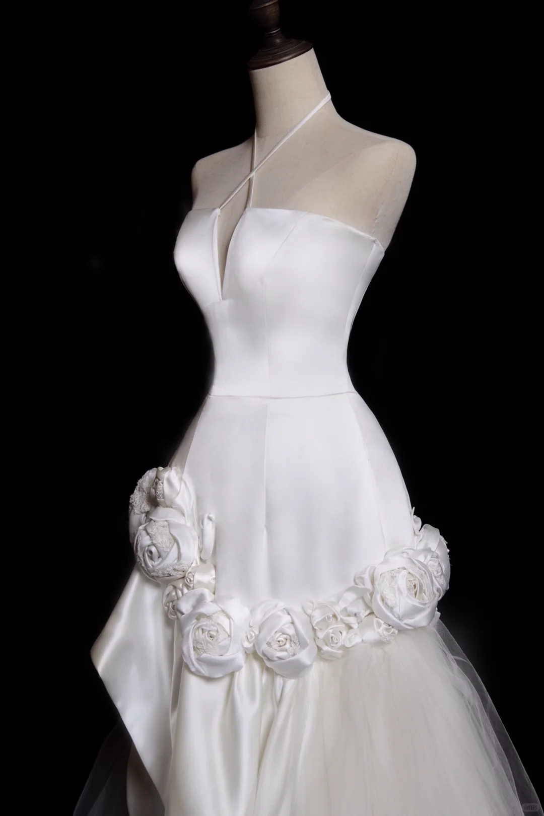 Unique Mermaid Halter Satin Tulle Flower Applique Long Wedding Dresses