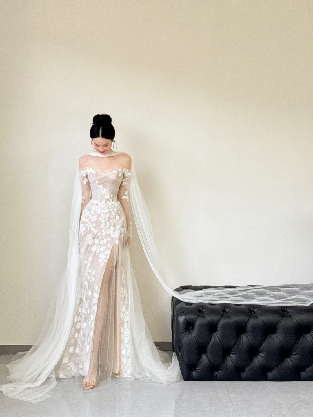 Unique A Line Off The Shoulder Tulle Applique Slit Long Sleeves Long Wedding Dresses