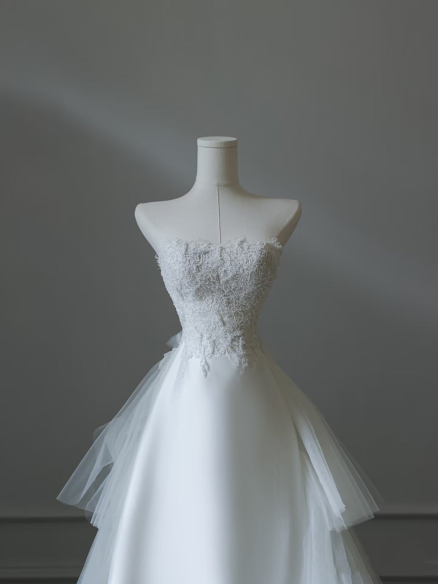 Princess Mermaid Strapless White Lace Long Wedding Dresses Brides Dress