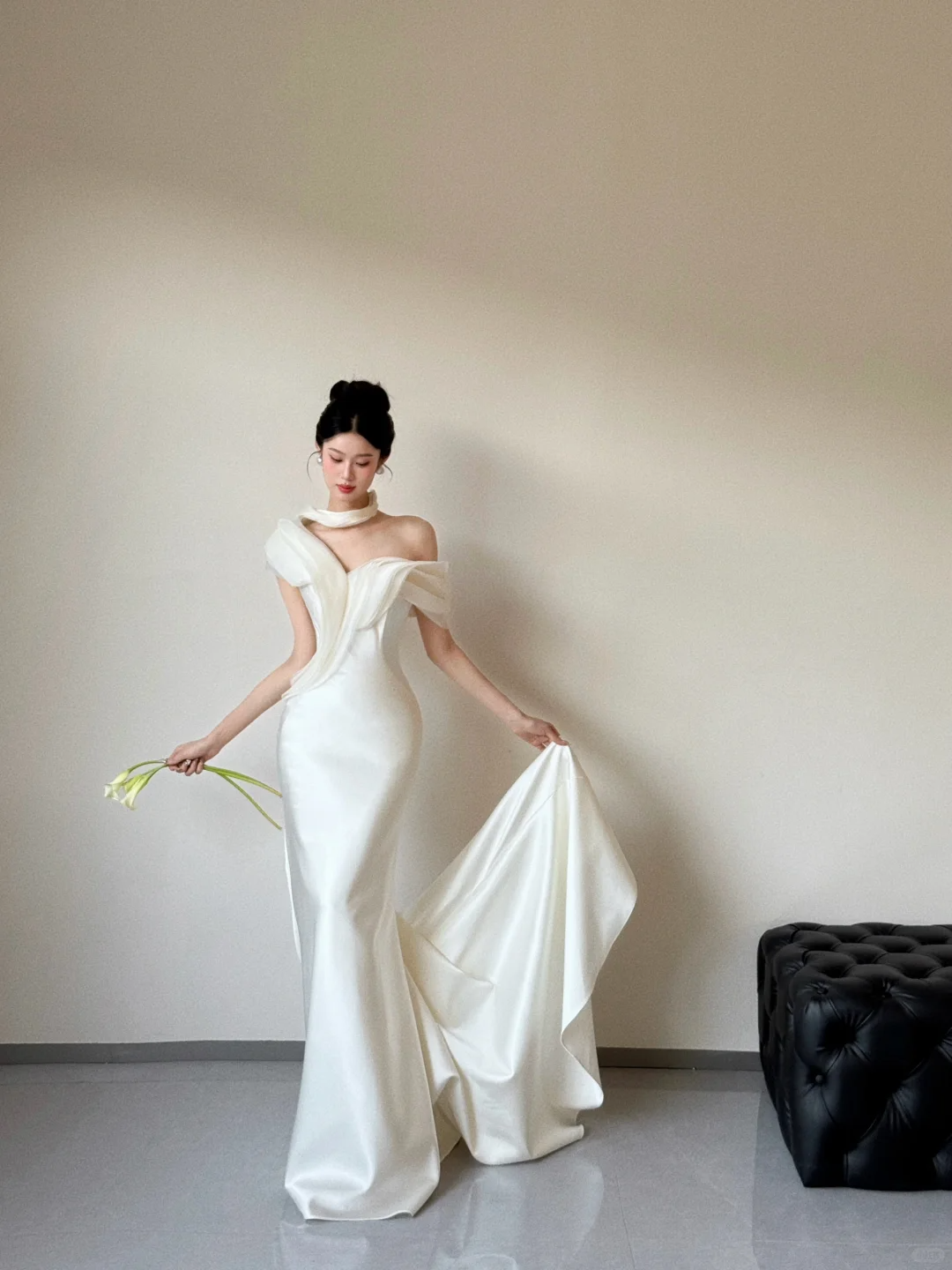 Summer Simple Mermaid Off the Shoulder Satin With Veil Long Wedding Dresses