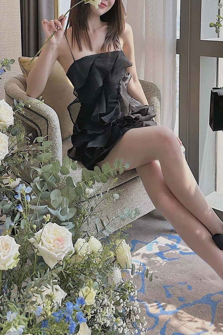 Spaghetti Straps Sleeveless Ruffles Tulle Sheath Chiffon Homecoming Dress