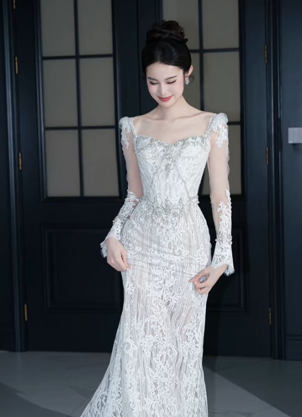 Vintage Mermaid White Lace Long Sleeves Long Wedding Dresses