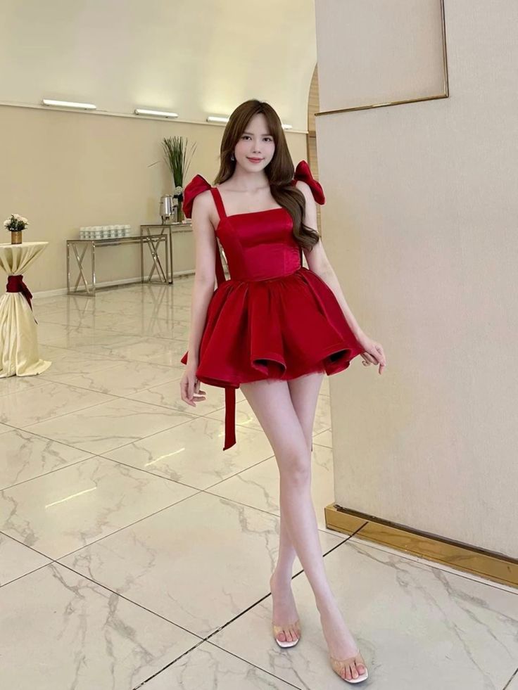 Elegant Strapless Bow Embellished Puffy Party Dress Homecoming Dresses