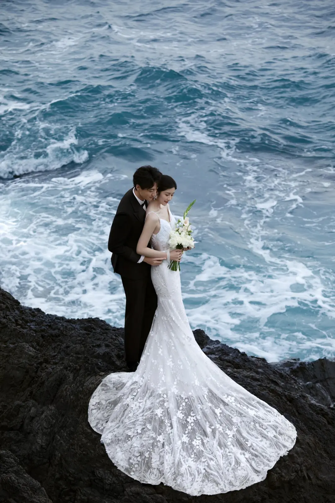 Unique Mermaid Spaghetti Strpas White Tulle Applique With Veil Long Wedding Dresses