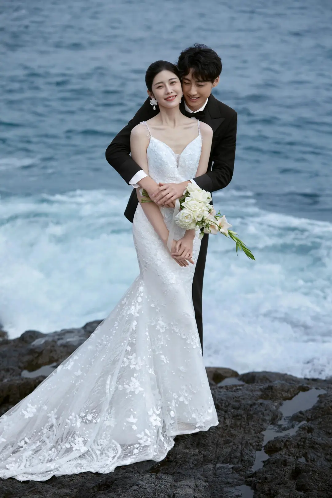 Unique Mermaid Spaghetti Strpas White Tulle Applique With Veil Long Wedding Dresses