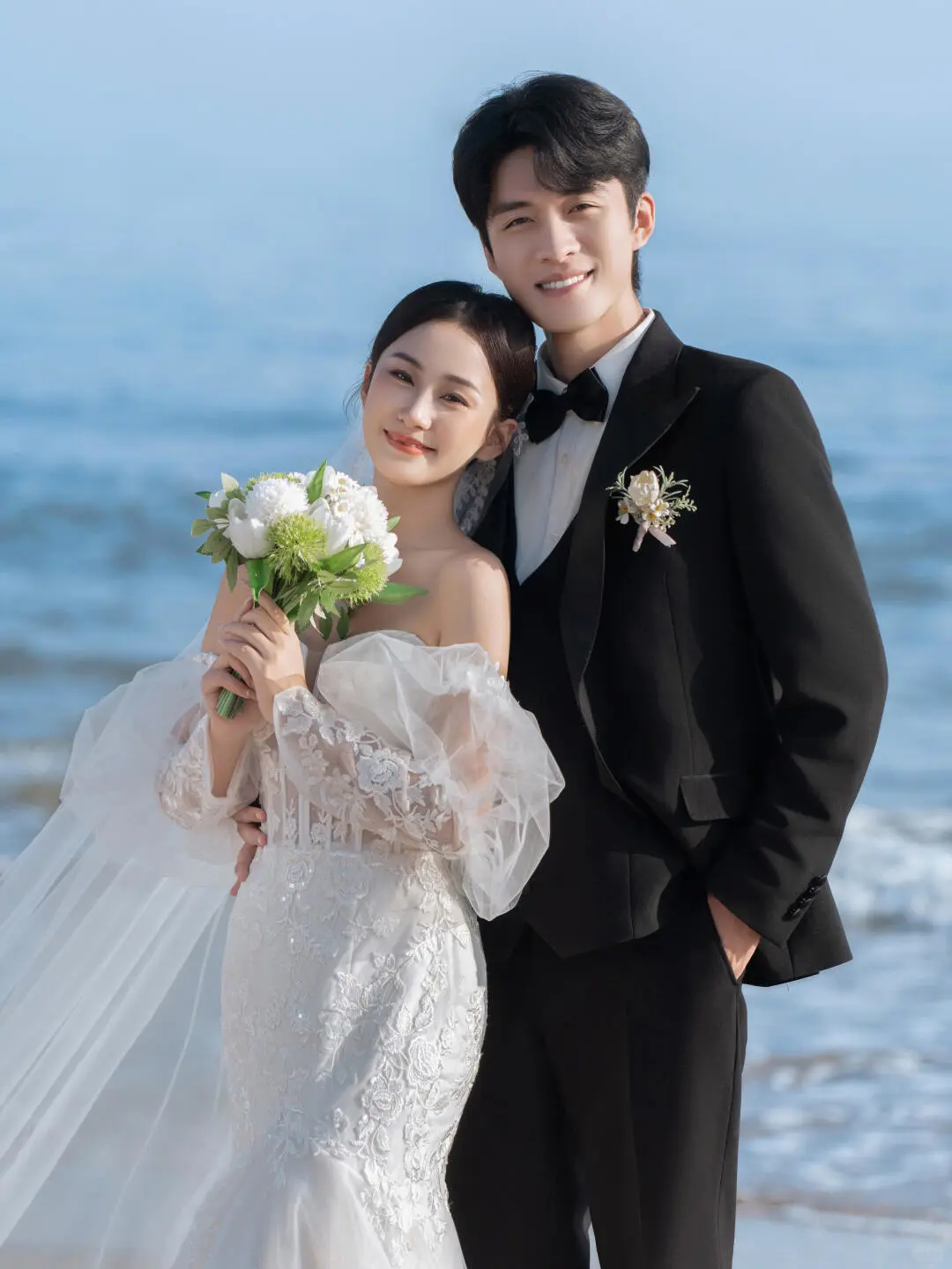 Unique Mermaid Off The Shoulder White Satin Tulle Applique Long Sleeve With Veil Long Wedding Dresses