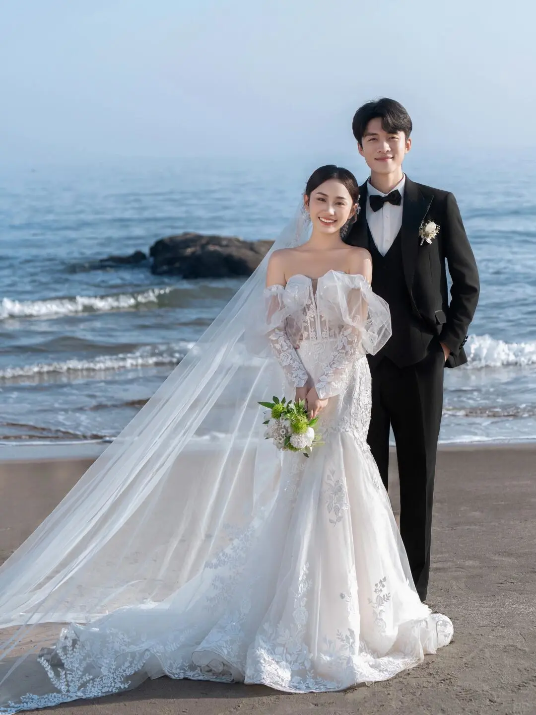 Unique Mermaid Off The Shoulder White Satin Tulle Applique Long Sleeve With Veil Long Wedding Dresses