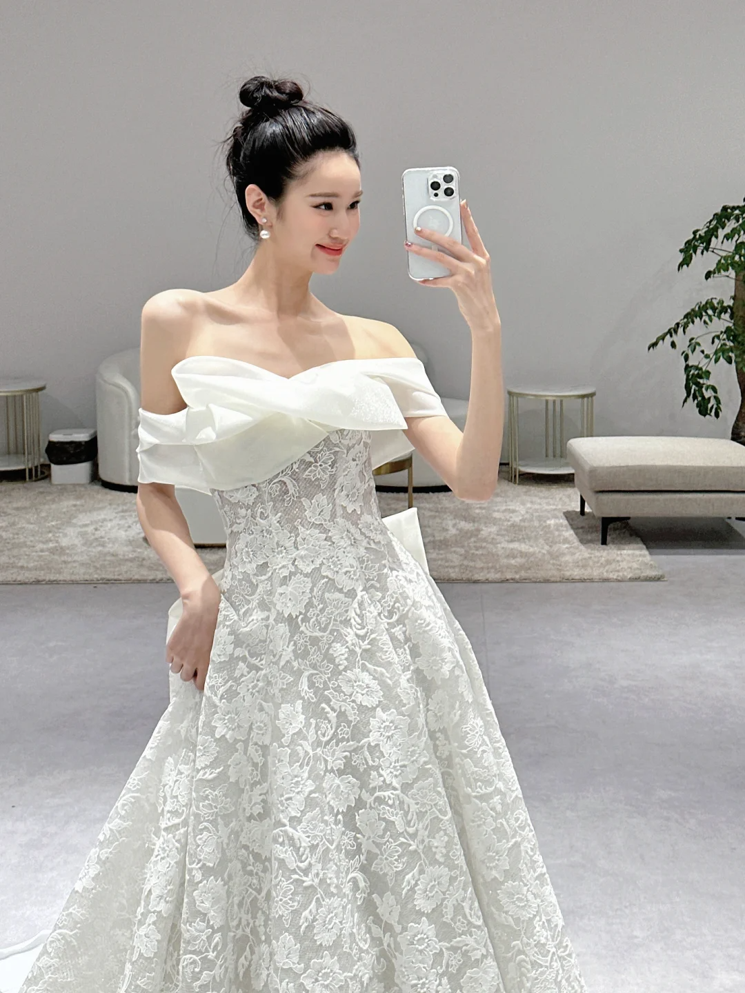 Dreamy Ball Gown Off The Shoulder Satin Tulle Lace Long Wedding Dresses