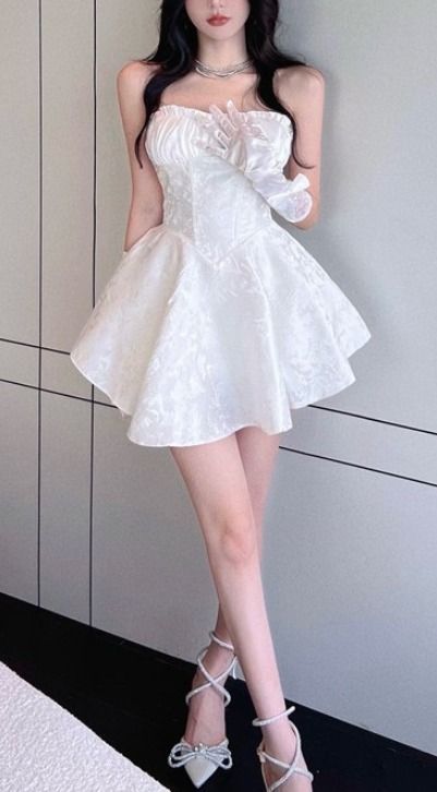 Sexy A line Strapless Short White Lace Homecoming Dress