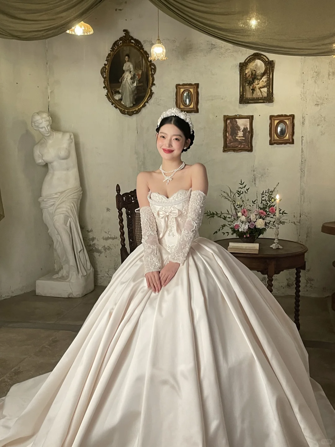 Vintage Ball Gown Strapless Satin Beaded With Sleeves Long Wedding Dresses