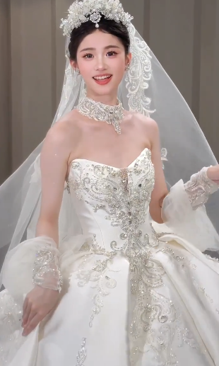 Dreamy Ball Gown Strapless Satin Applique Beaded With Veil Long Wedding Dresses