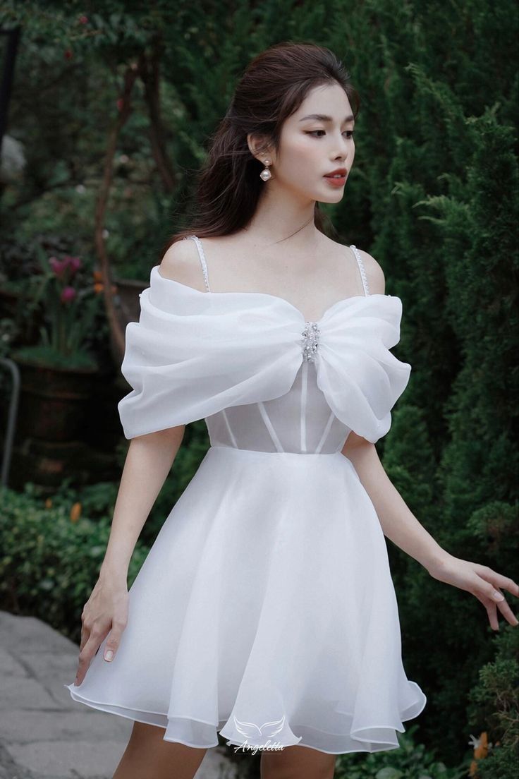 A-Line Strapless Cap Sleeves Back White Short Homecoming Dress