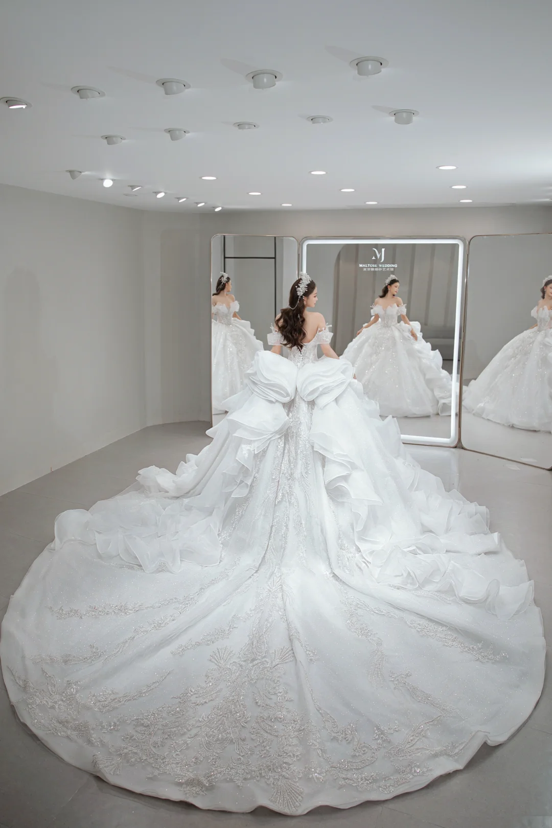 Timeless Ball Gown Off The Shoulder Tulle Sequin Long Wedding Dresses