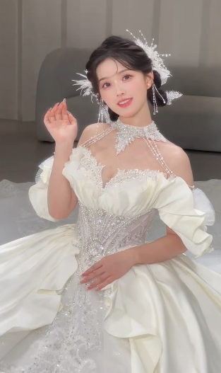Stunning Ball Gown Off The Shoulder Satin Tulle Sqeuin Long Wedding Dresses