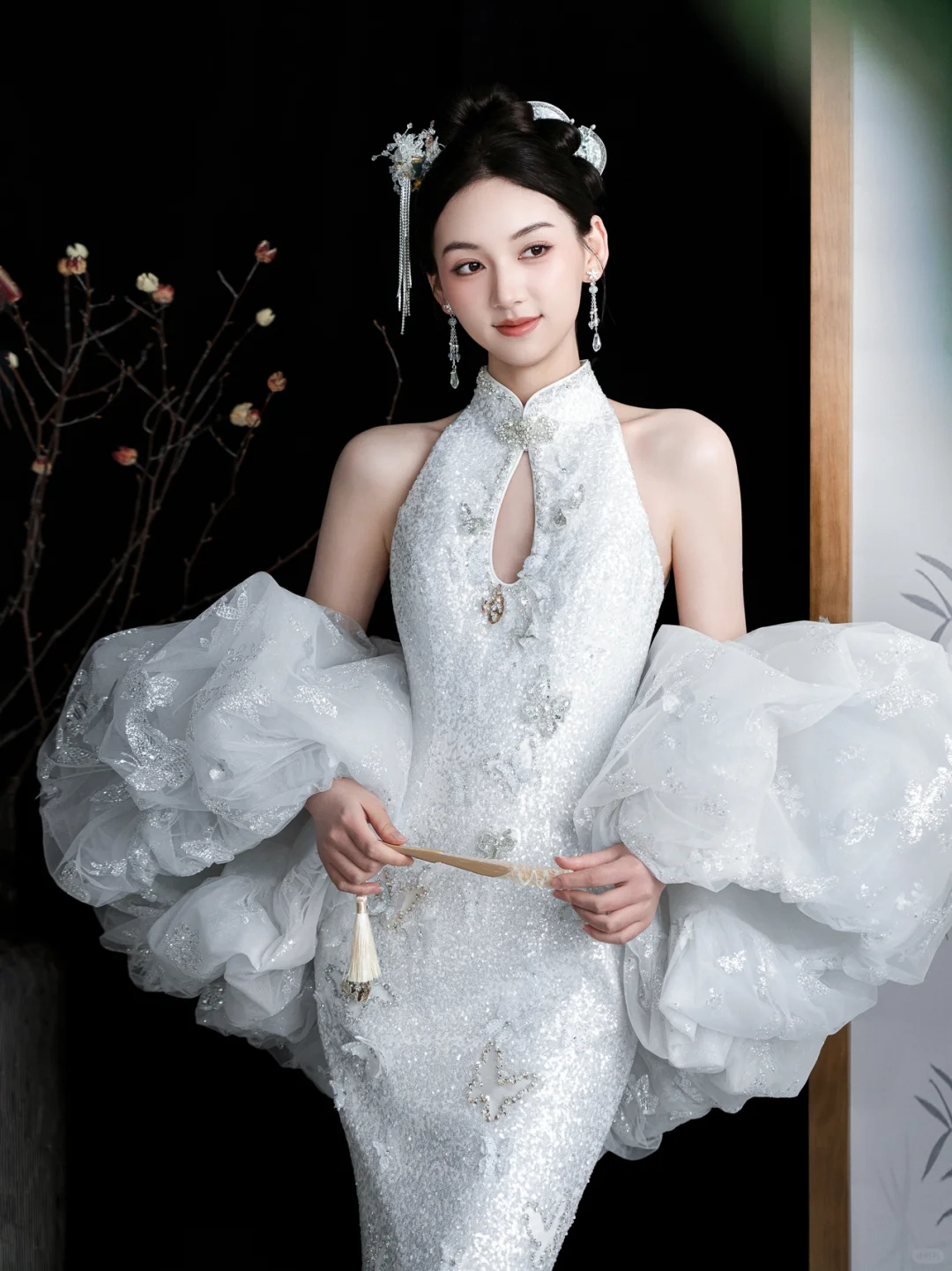 Timeless Mermaid White Halter Satin Tulle Sequin Long Wedding Dresses