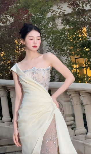 Unique Mermaid One Shoulder Satin Tulle Beaded Long Wedding Dresses