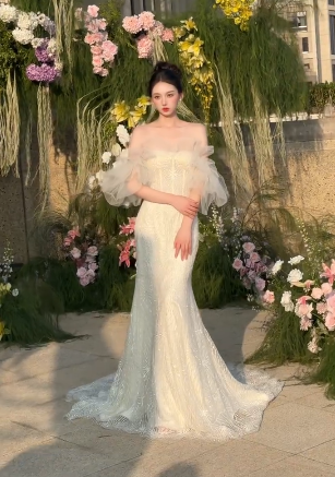 Pretty Mermaid Off The Shoulder Tulle Lace Long Wedding Dresses