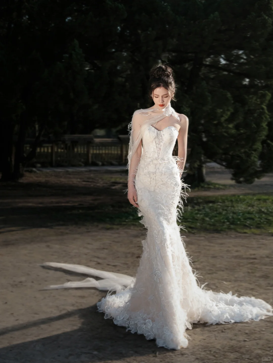 Dreamy Mermaid Strapless Tulle Lace Beaded Long Wedding Dresses