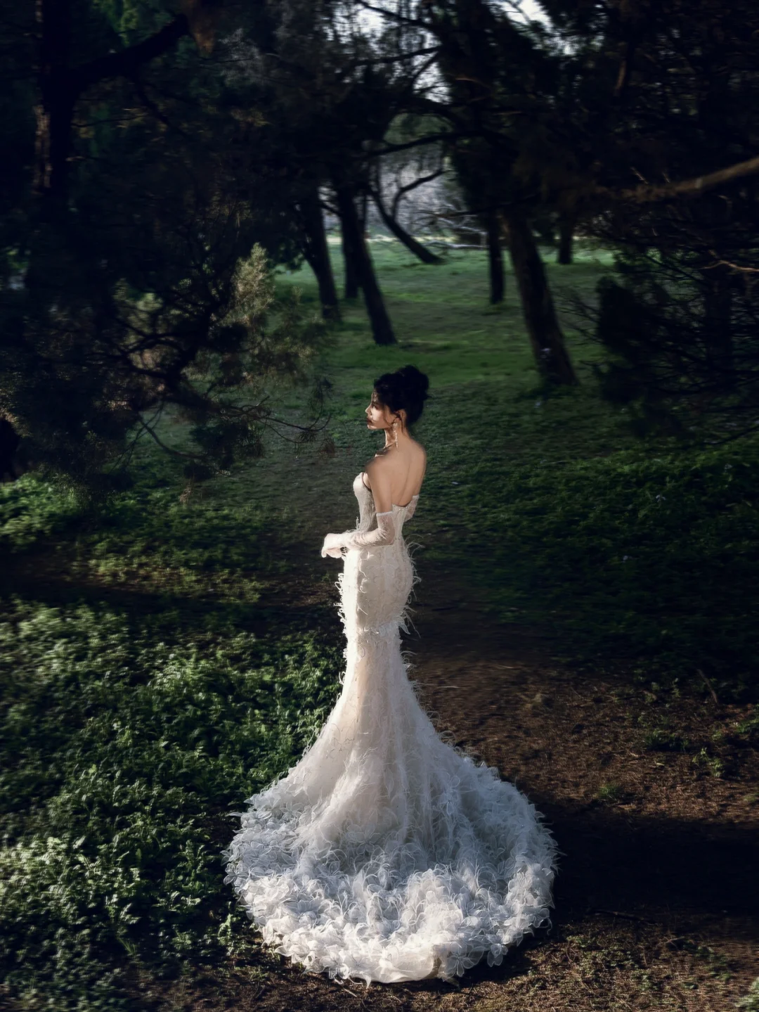 Dreamy Mermaid Strapless Tulle Lace Beaded Long Wedding Dresses