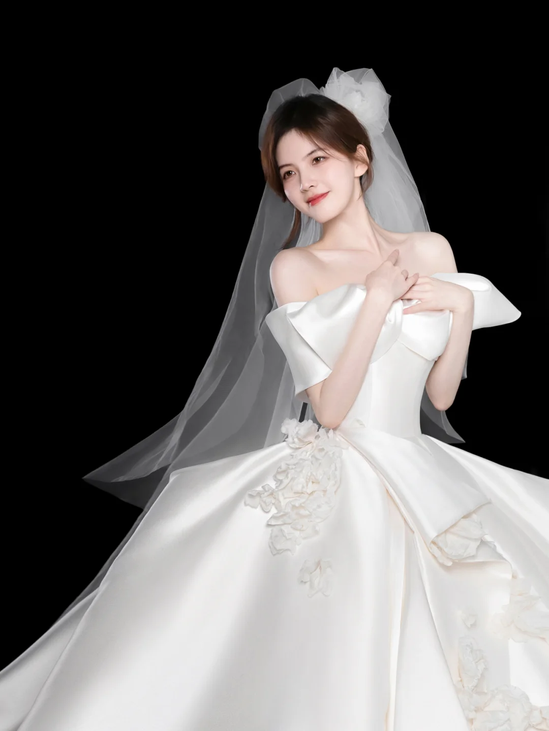 Elegant Ball Gown Off The Shoulder Satin Applique Long Wedding Dresses