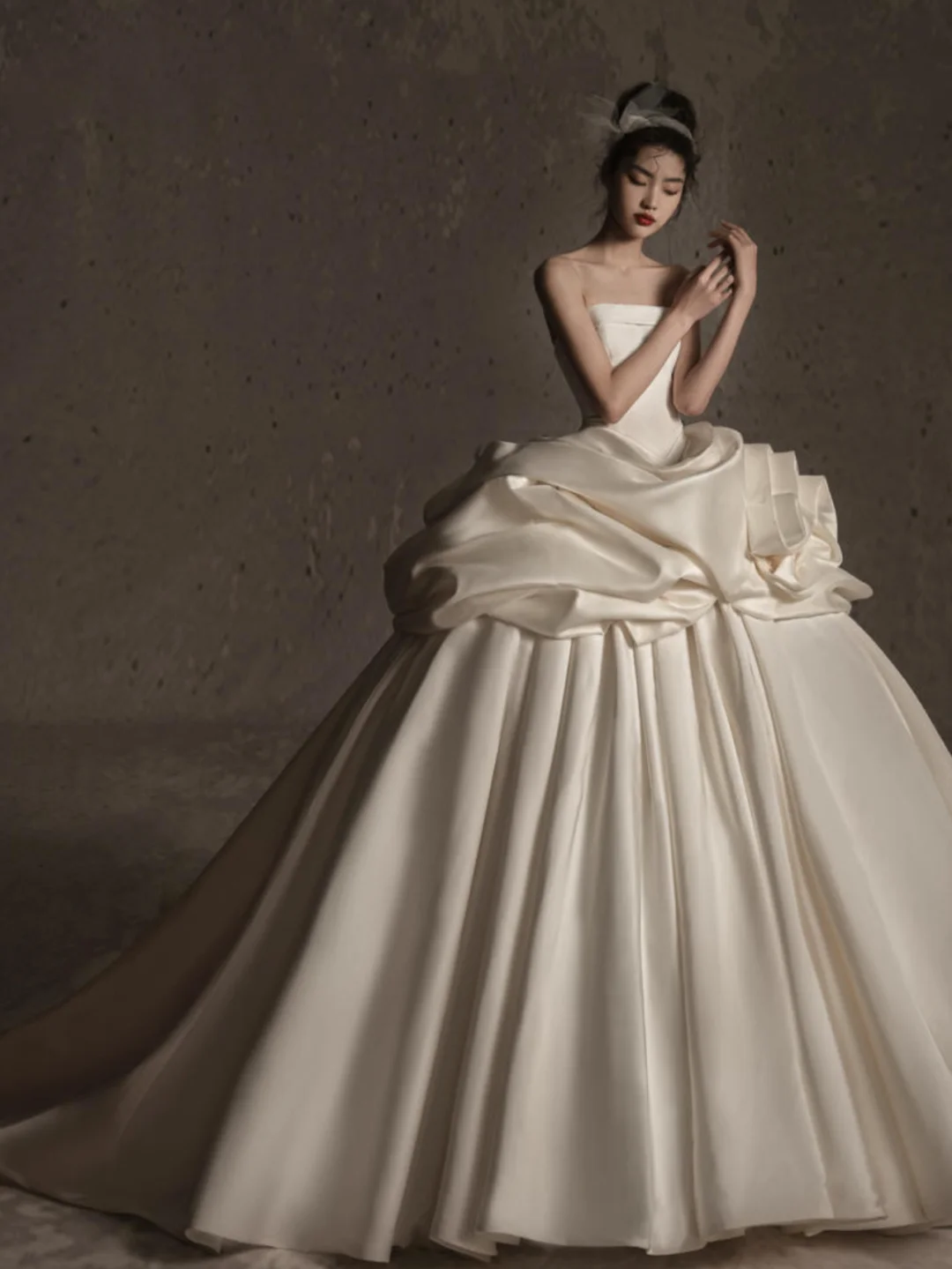 Elegant Ball Gown Strapless Satin Long Wedding Dresses