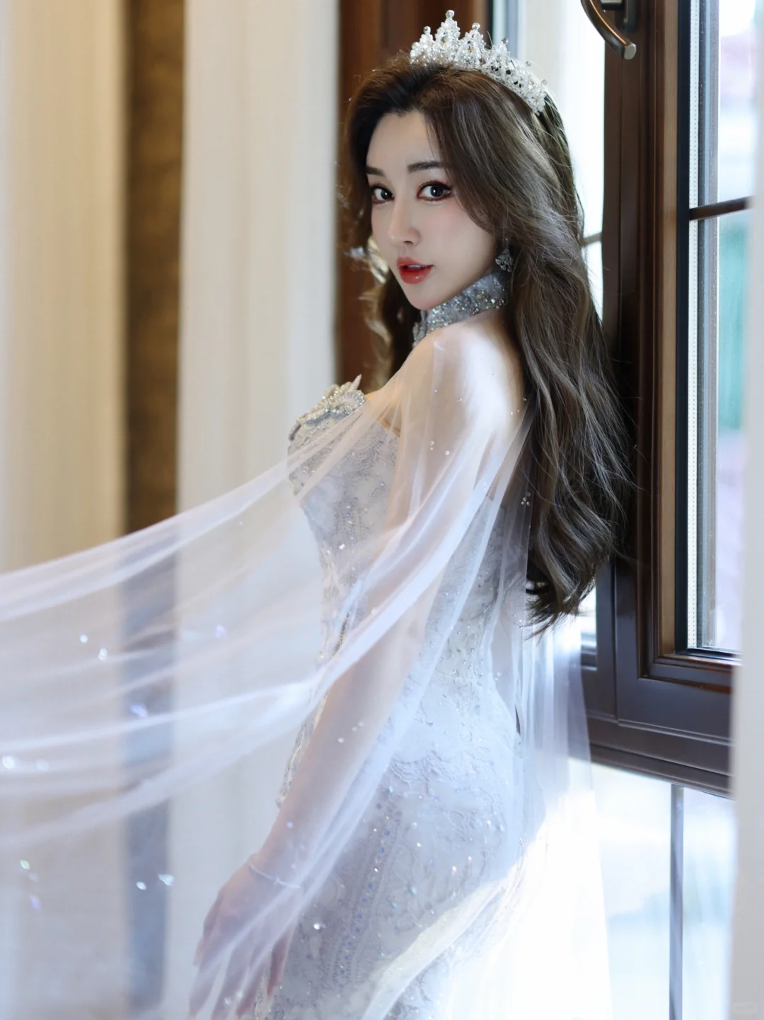 Dreamy Mermaid Strapless Satin Tulle Sequin Long Wedding Dresses