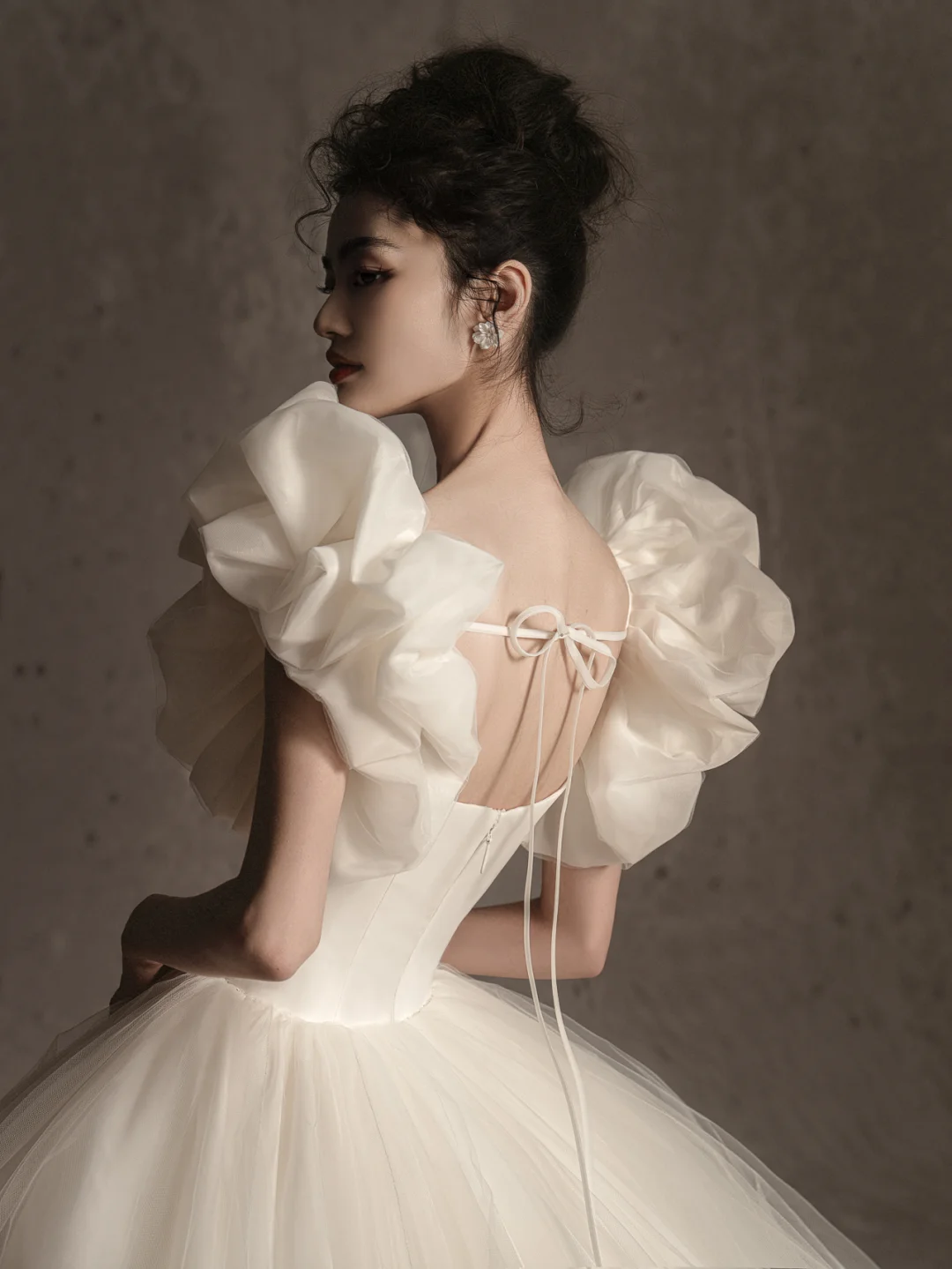 Unique Ball Gown Sweetheart Satin Tulle Long Wedding Dresses