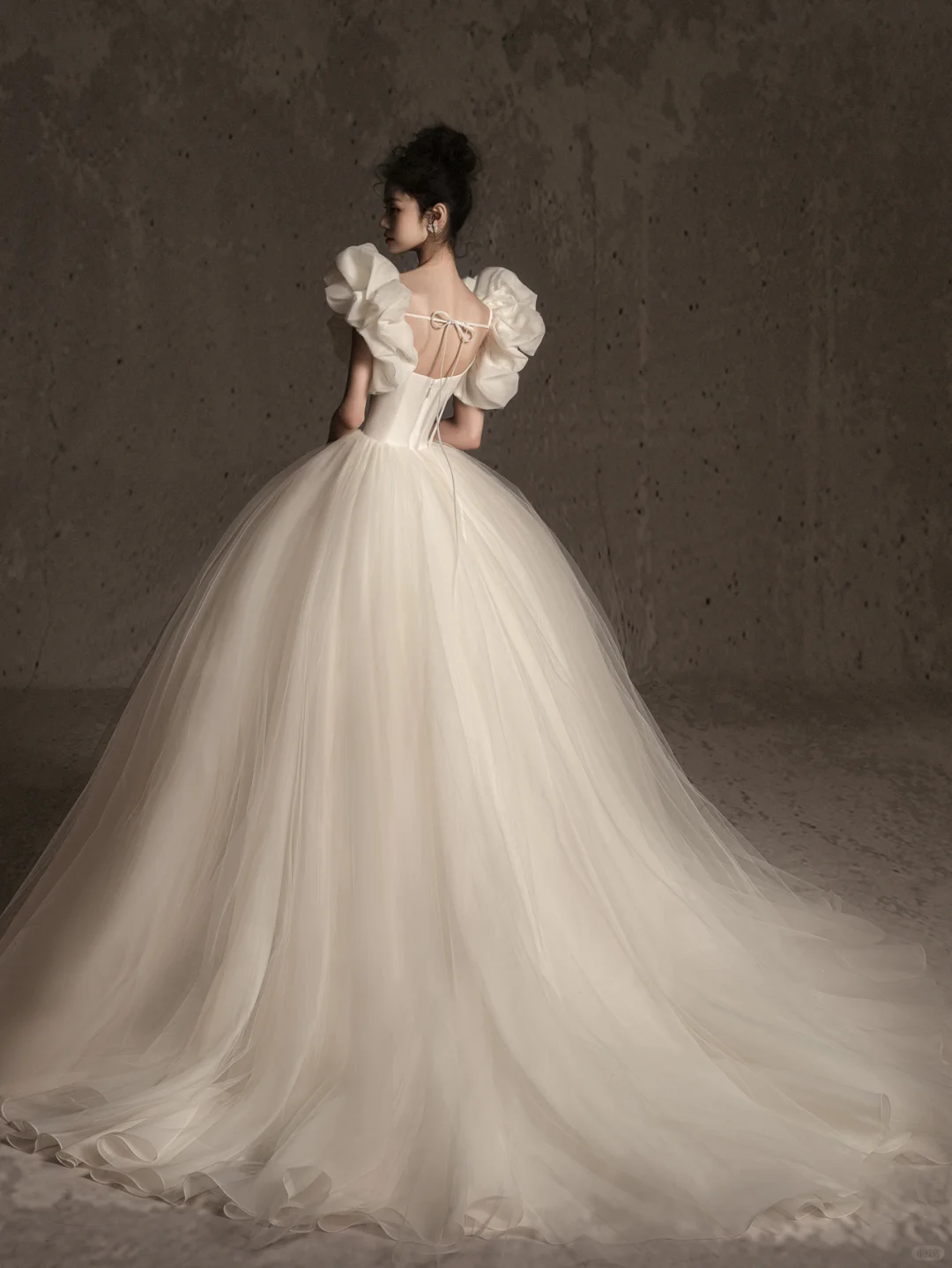 Unique Ball Gown Sweetheart Satin Tulle Long Wedding Dresses