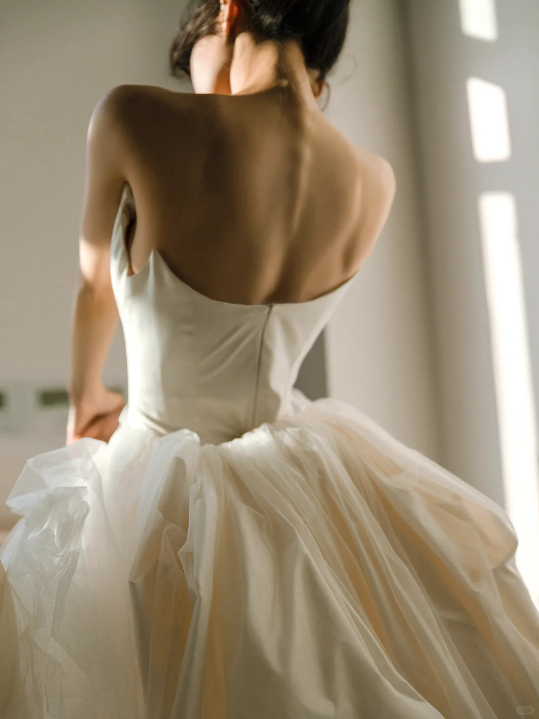 Chic Ball Gown Strapless Satin Tulle Slit Long Wedding Dresses