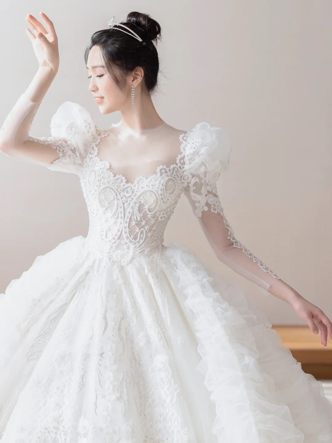 Timeless Ball Gown Tulle Lace Applique Long Sleeves With Veil Long Wedding Dresses
