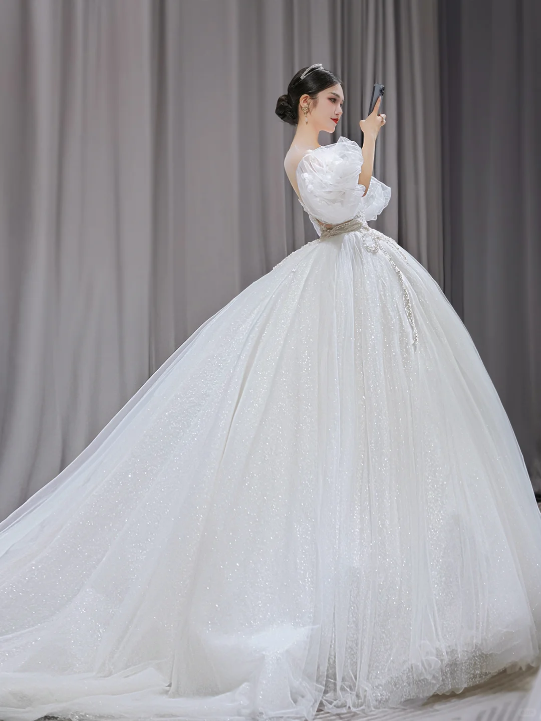 Pretty Ball Gown Tulle Lace Applique Short Sleeves Long Wedding Dresses