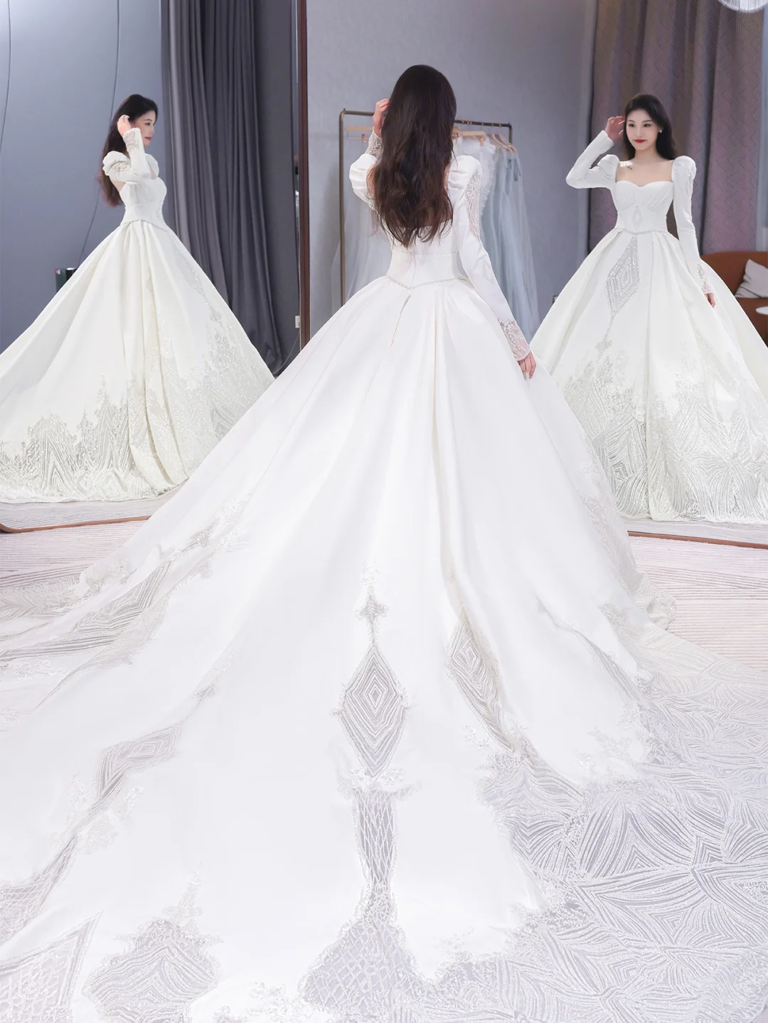 Elegant Ball Gown Square SatinLong Sleeves Long Wedding Dresses