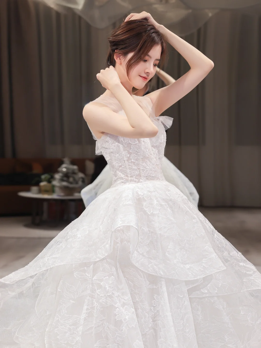 Dreamy Ball Gown Strapless Lace Long Wedding Dresses