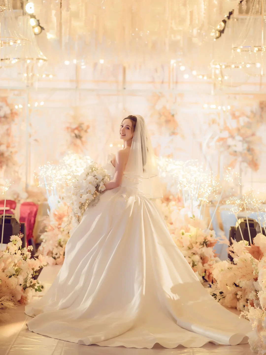 Elegant Ball Gown Strapless Satin With Veil Long Wedding Dresses