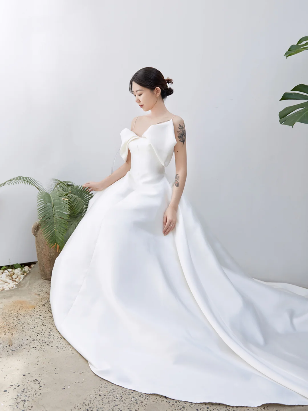 Elegant Ball Gown Off The Shoulder Satin Long Wedding Dresses