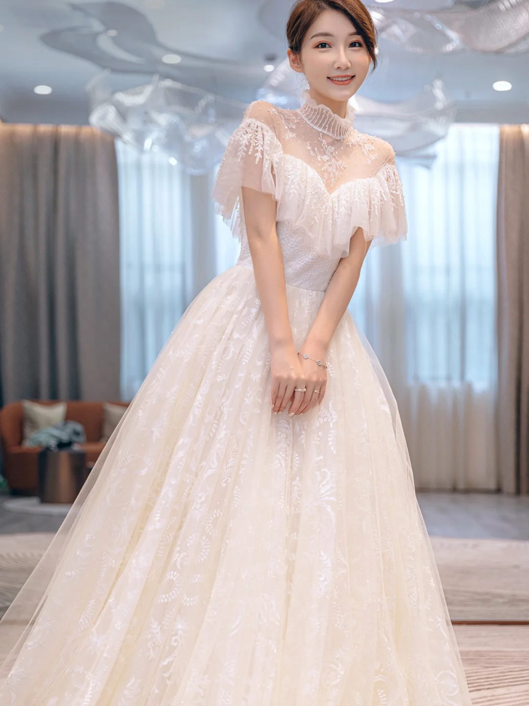 Pretty Ball Gown Tulle Lace Long Wedding Dresses