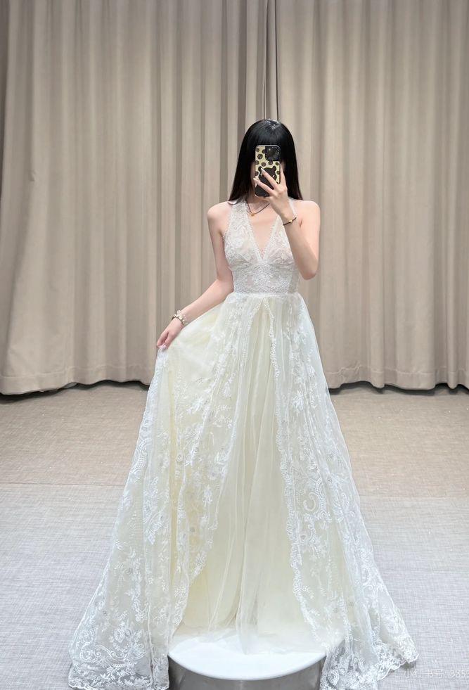 Pretty A Line Halter Tulle Lace Long Wedding Dresses