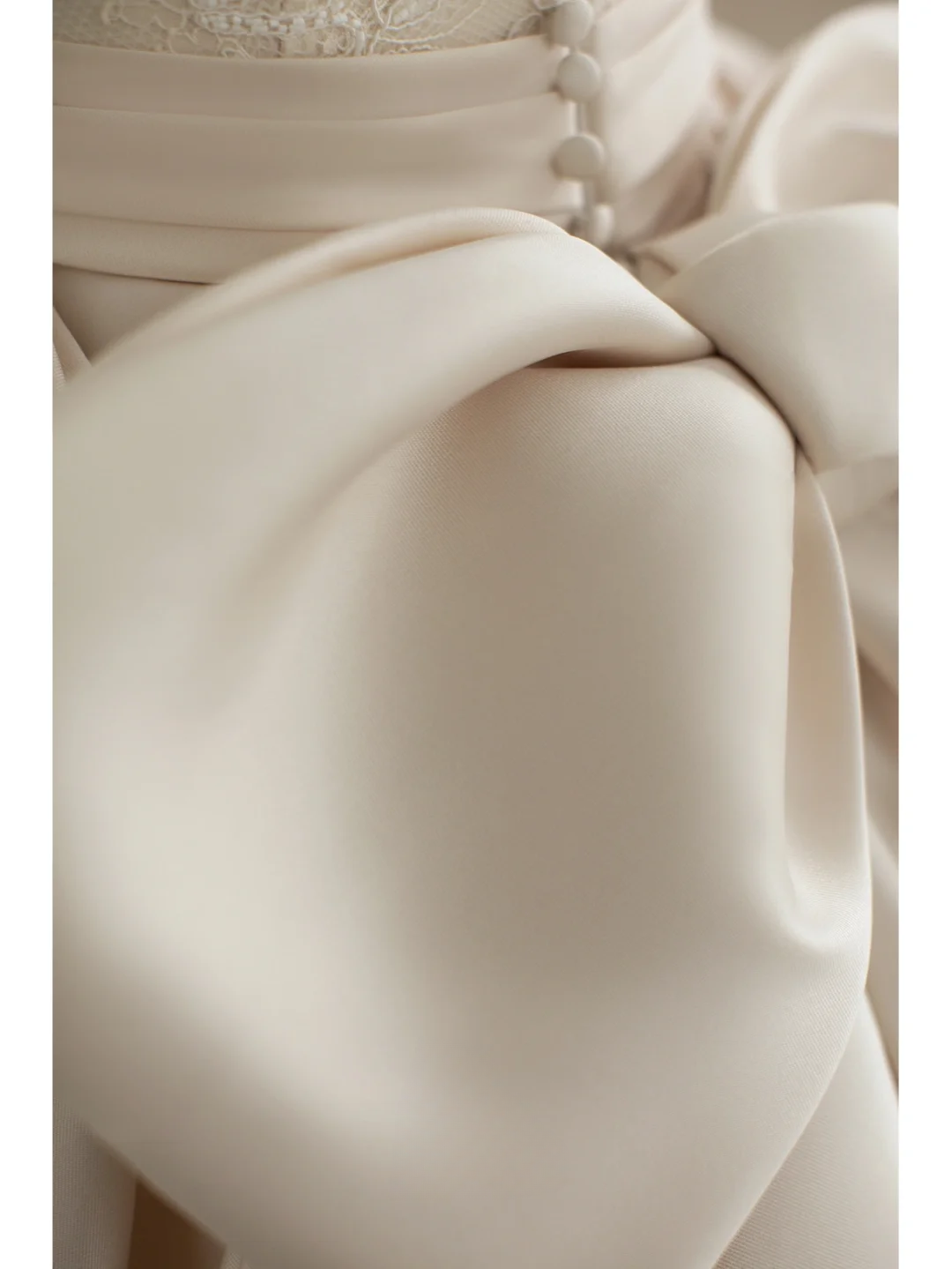 Chic Ball Gown Satin Lace Backless Long Wedding Dresses