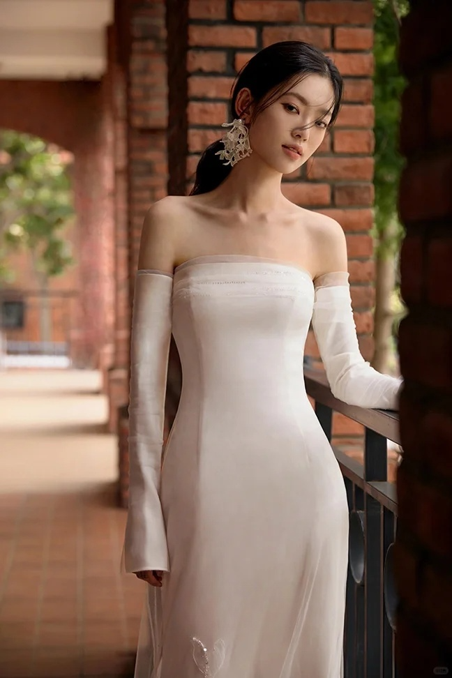 Elegant Mermaid Strapless Satin Tulle Lace With Veil Long Wedding Dresses
