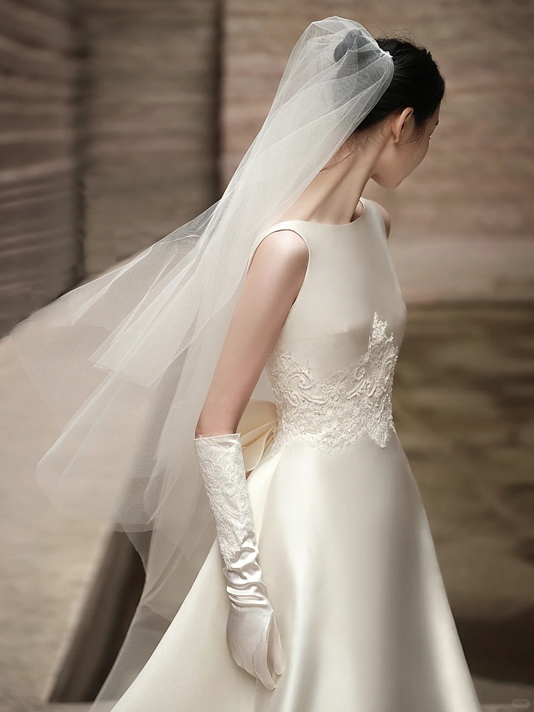 Dreamy A Line Satin Applique Backless With Gloves Veil Long Wedding Dresses